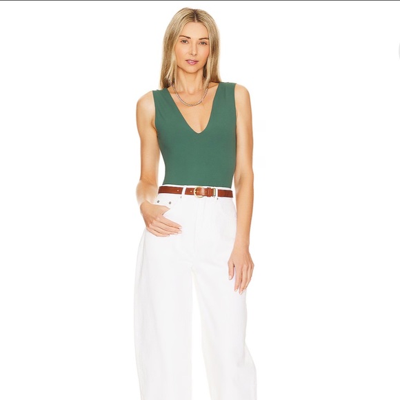 Women’s A New Day V-Neck Bodysuit XXL - Picture 2 of 4